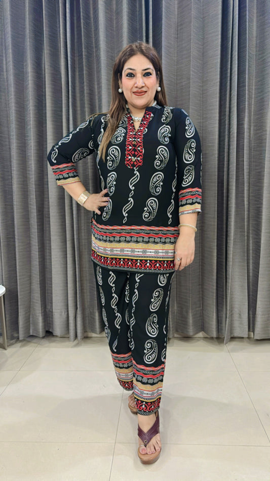 Printed Half Sleeve Cotton Co-ord Set – Black & White (M to 2XL)